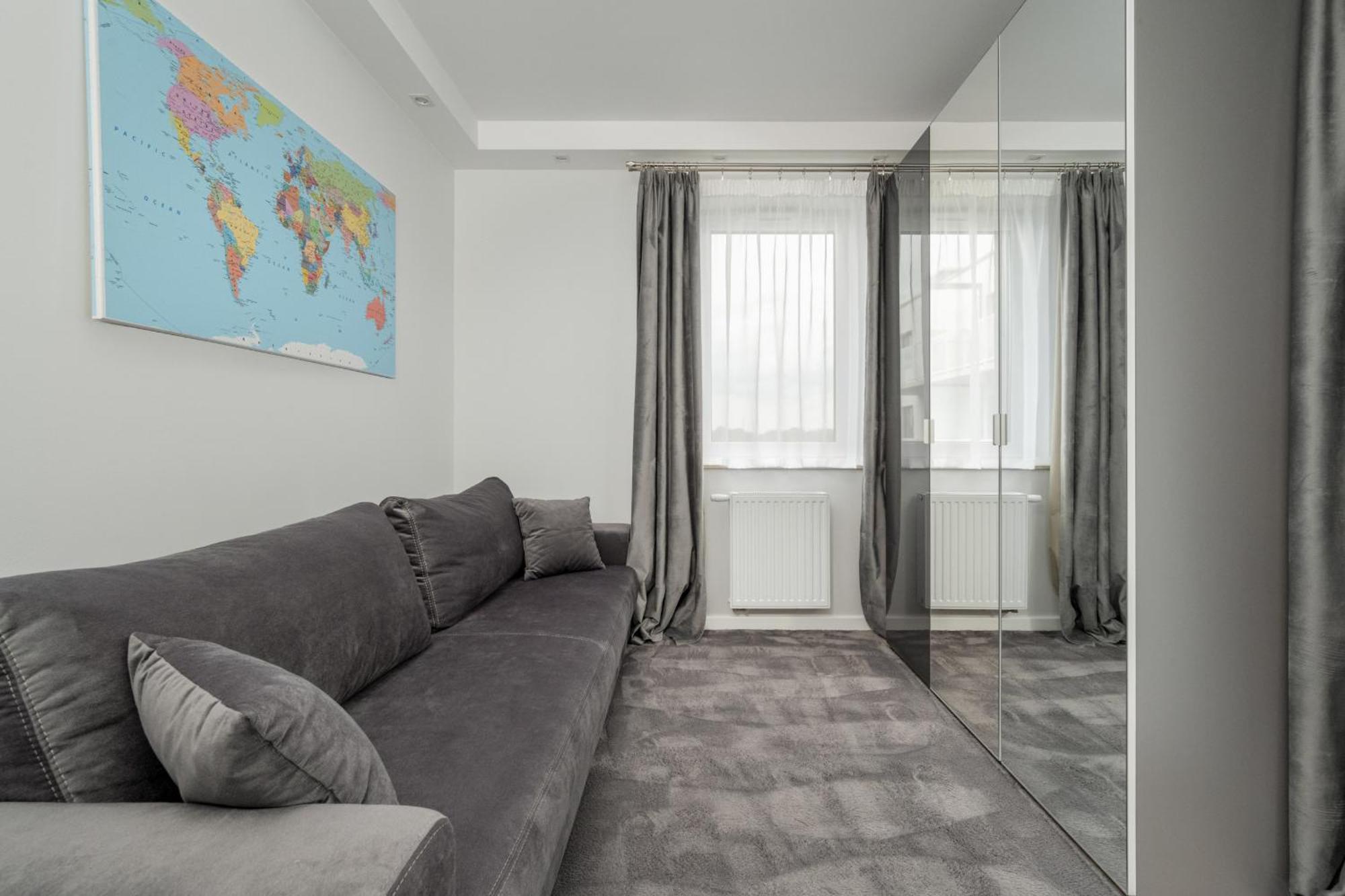 Luksusowy Apartament Z 3 Sypialniami, Klimatyzacja, Parkingiem I Biurkiem We Wroclawiu By Renters Prestige Dış mekan fotoğraf