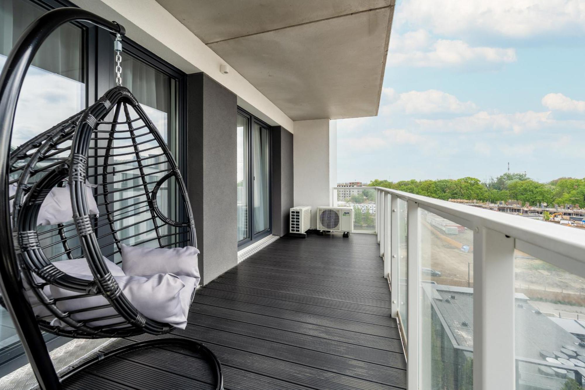 Luksusowy Apartament Z 3 Sypialniami, Klimatyzacja, Parkingiem I Biurkiem We Wroclawiu By Renters Prestige Dış mekan fotoğraf